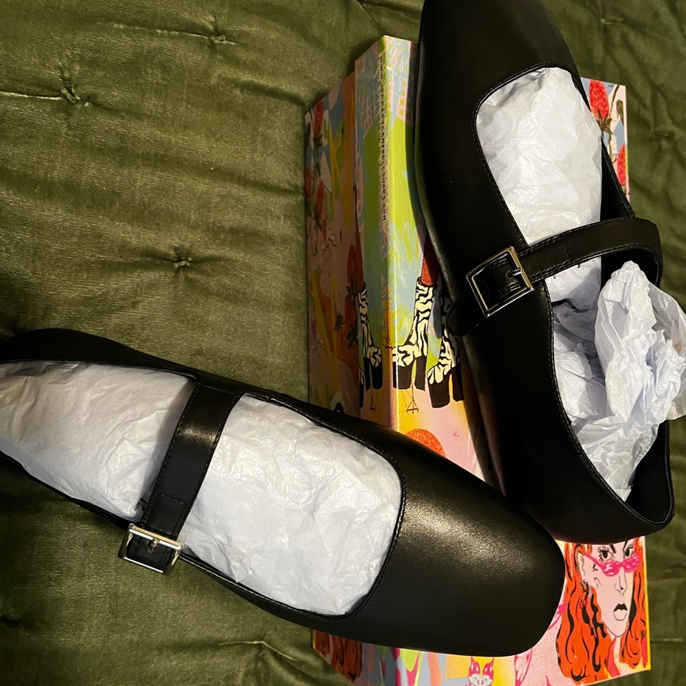 Jeffrey Campbell Black Mary Jane ballet flats NEW W Box size 8.5